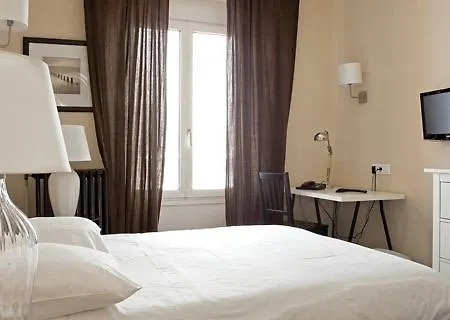 L'etoile D'or فندق شومونت