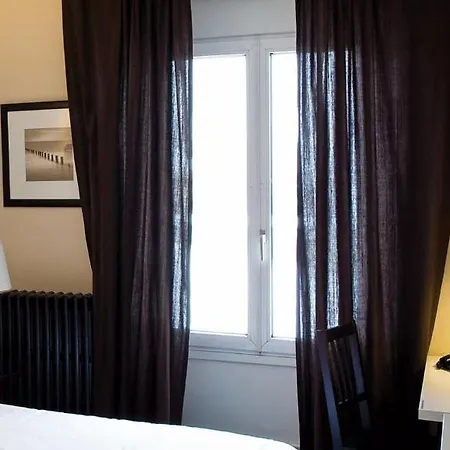 ホテル L'etoile D'or 3*