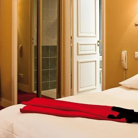 L'etoile D'or 3* شومونت